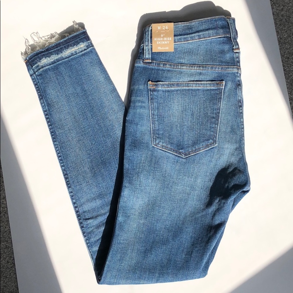 NEW Madewell 9" Mid-Rise Skinny Jeans in York Wash - Picture 5 of 10